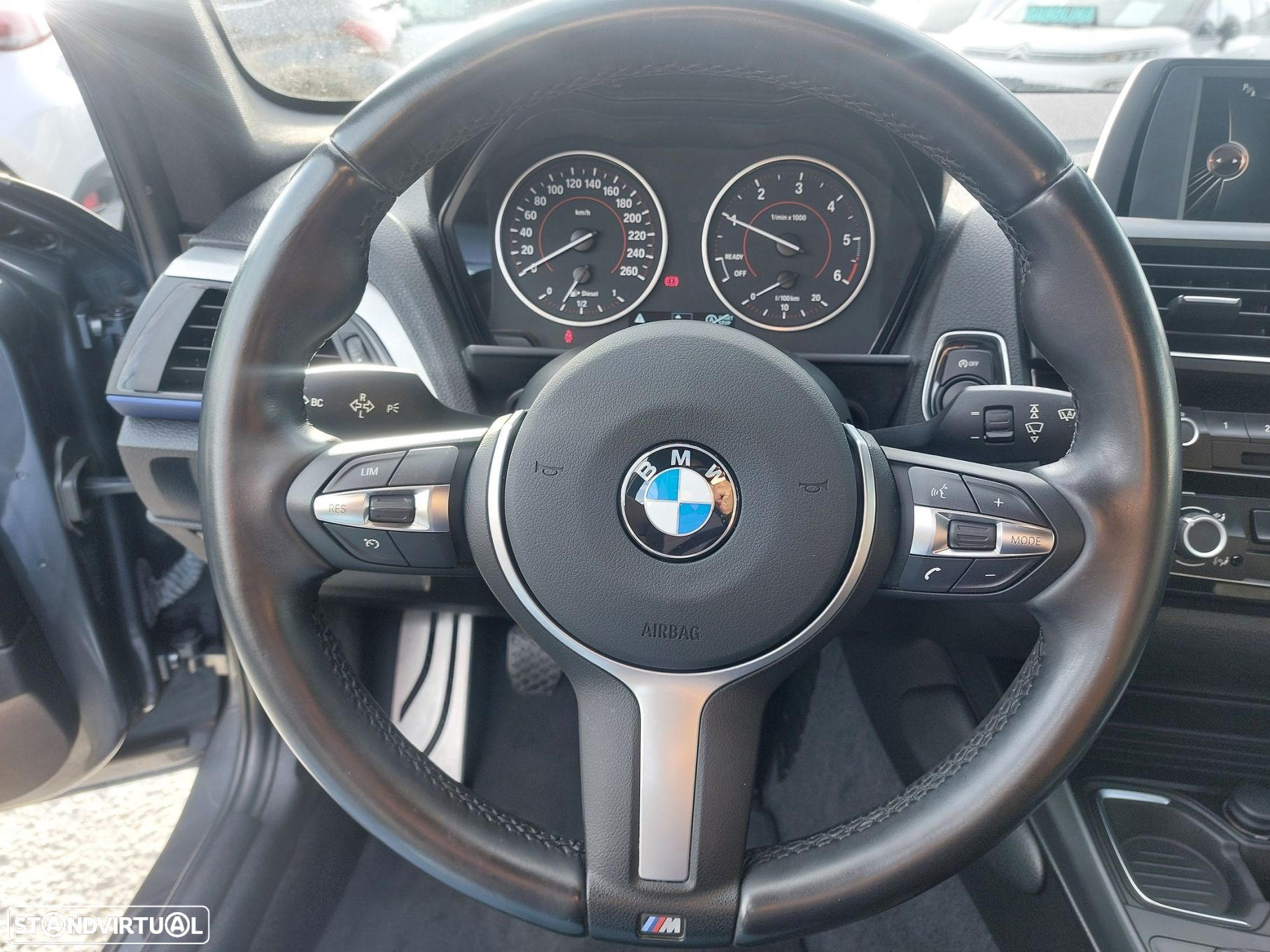 BMW 116 d Pack M - 14