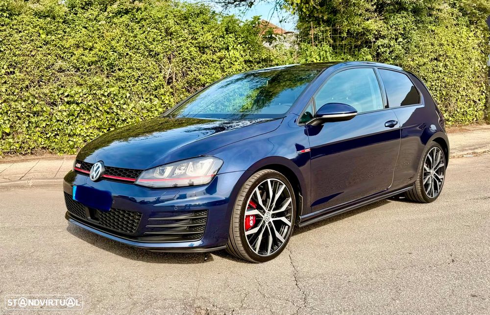 VW Golf GTI Performance BlueMotion - 2
