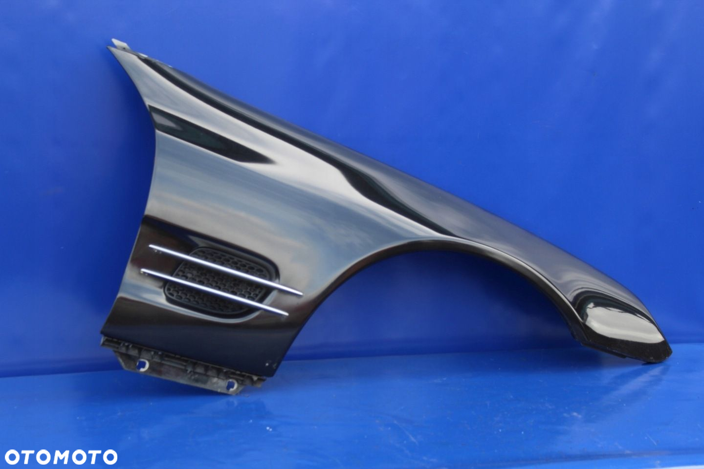 Błotnik przód przedni lewy Mercedes SL R230 W230 SL500 SL350 kolor 197 - 4