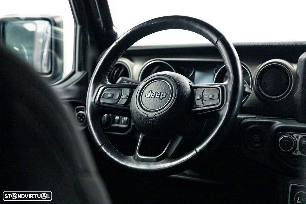Jeep Wrangler Unlimited 2.2 CRD Sport AT - 45