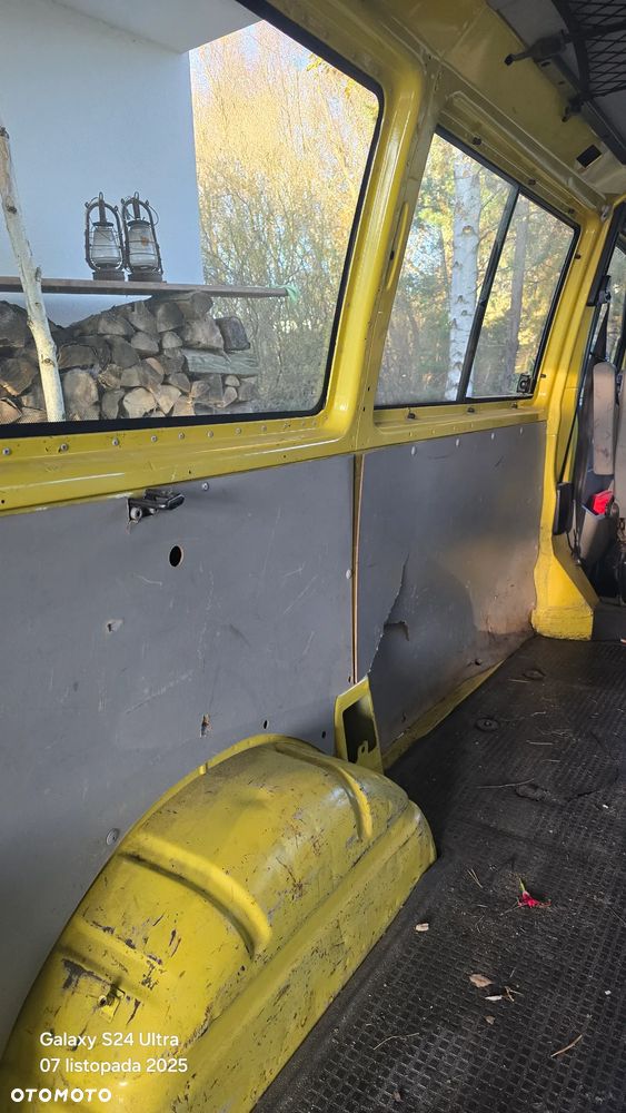 Volkswagen Transporter - 8