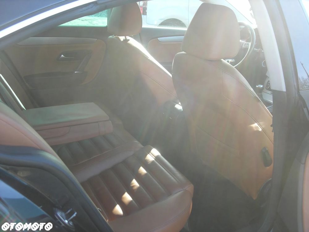 Volkswagen Passat CC 2.0 TDI DPF BMT - 19