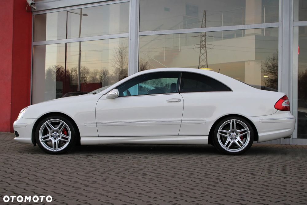 Mercedes-Benz CLK - 9