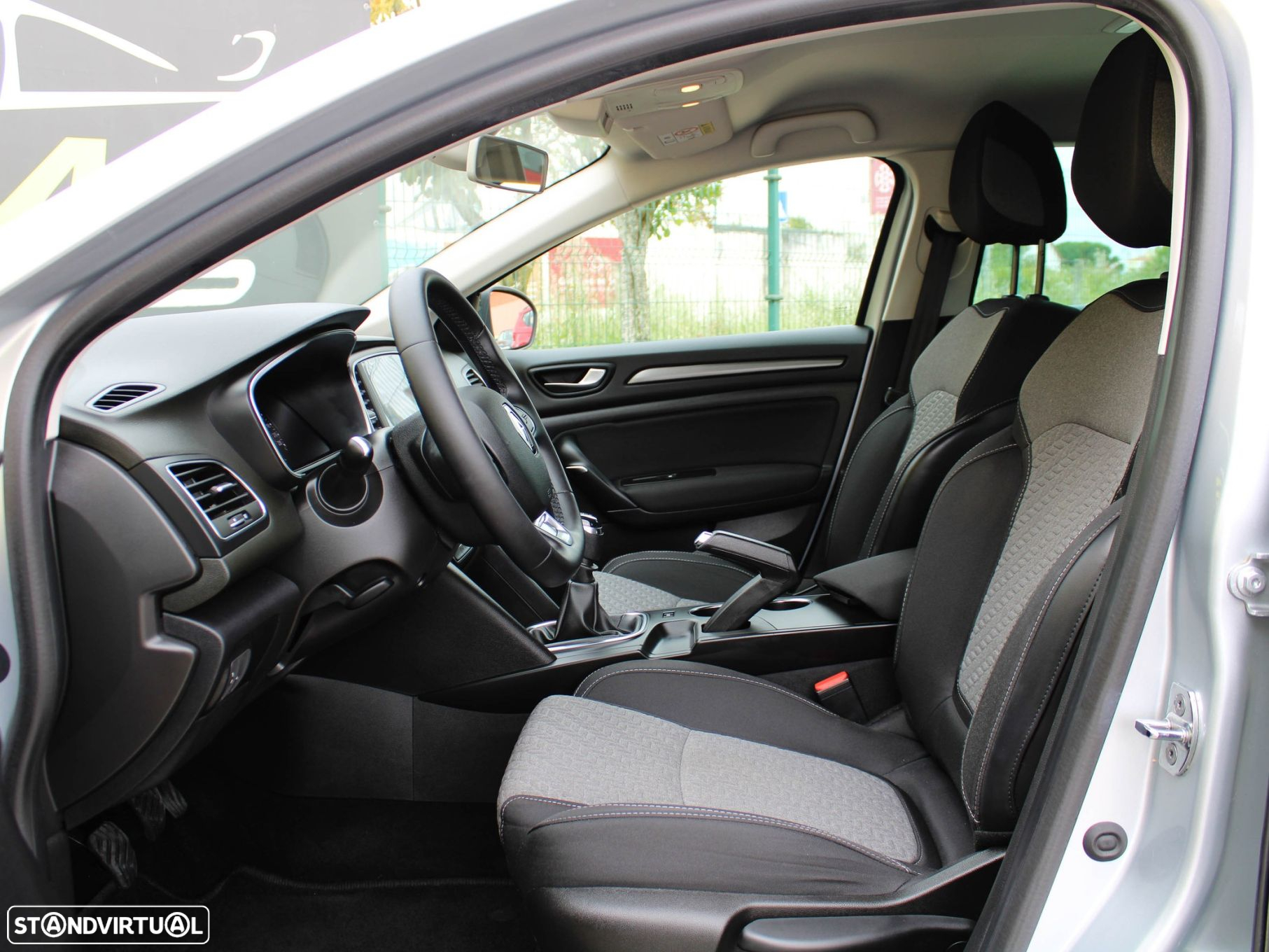Renault Mégane Sport Tourer 1.5 Blue dCi Limited - 25