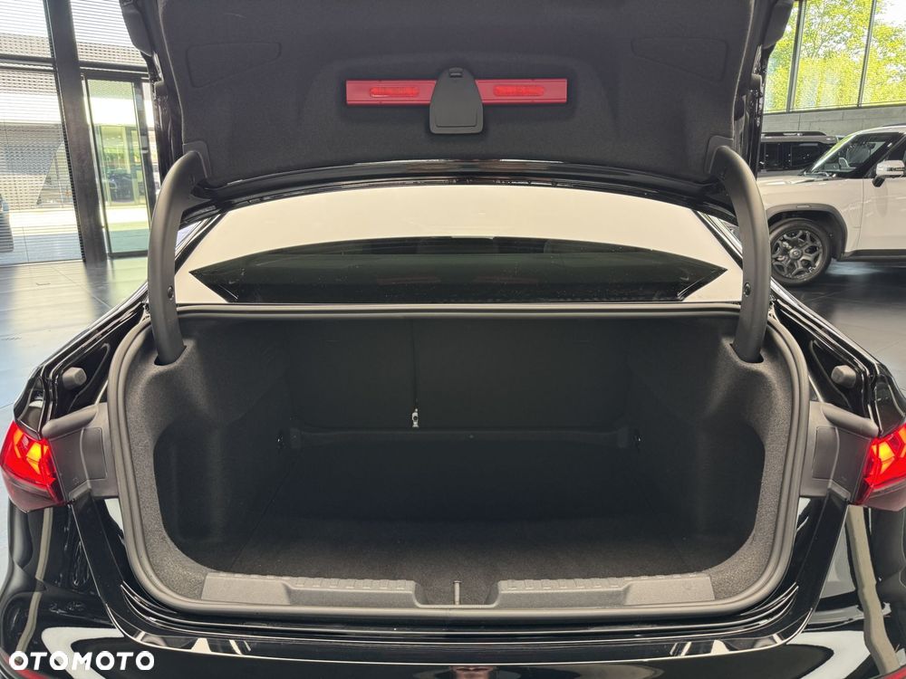 Audi A3 Limousine 30 TFSI mHEV Advanced S tronic - 19