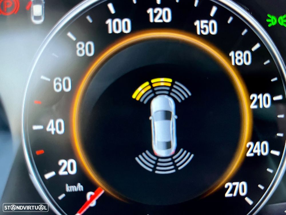Opel Insignia Grand Sport 1.6 CDTi Ultimate - 11