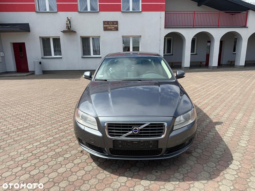 Volvo S80