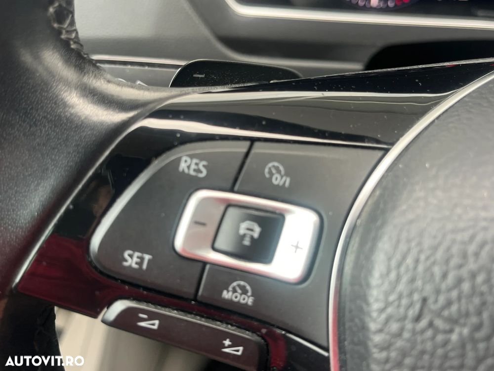 Volkswagen Tiguan 2.0 TDI DSG 4Mot Highline - 12