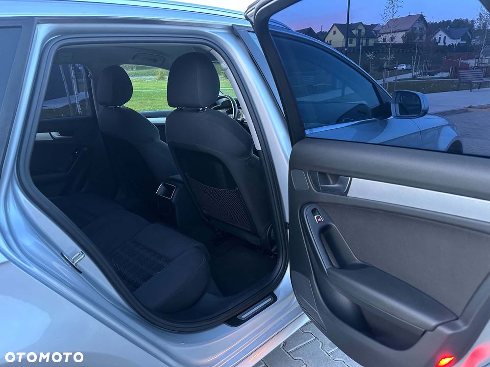 Audi A4 Avant 2.0 TDI DPF quattro Attraction - 21