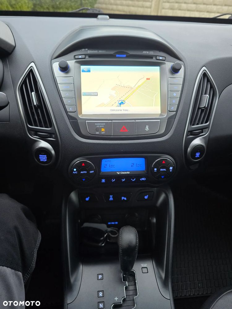 Hyundai ix35 2.0 CRDi 4WD Automatik Premium - 16