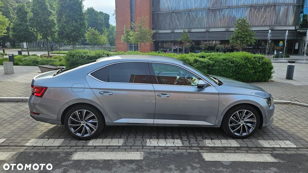 Skoda Superb 1.5 TSI ACT Style - 3