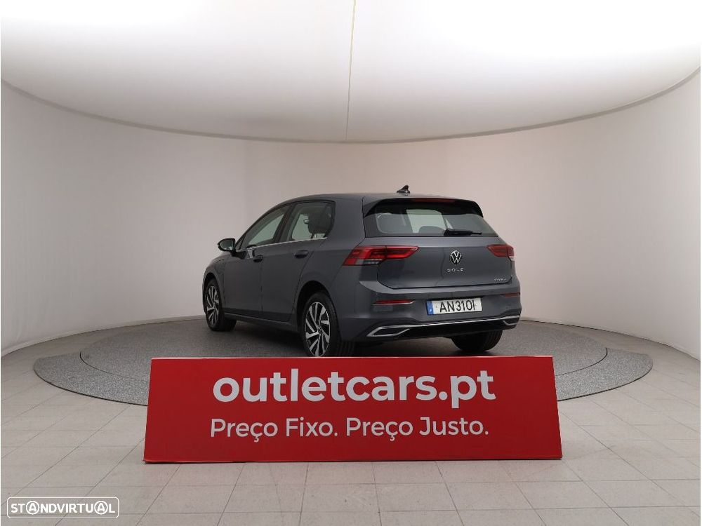 VW Golf 1.4 TSI e-Hybrid DSG - 11