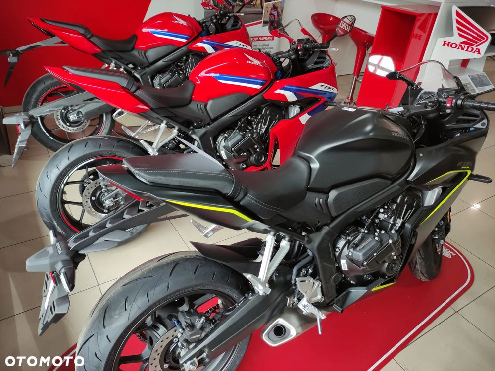 Honda CBR - 4