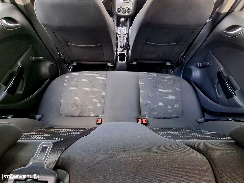 Opel Corsa 1.2 Enjoy Easytronic - 8