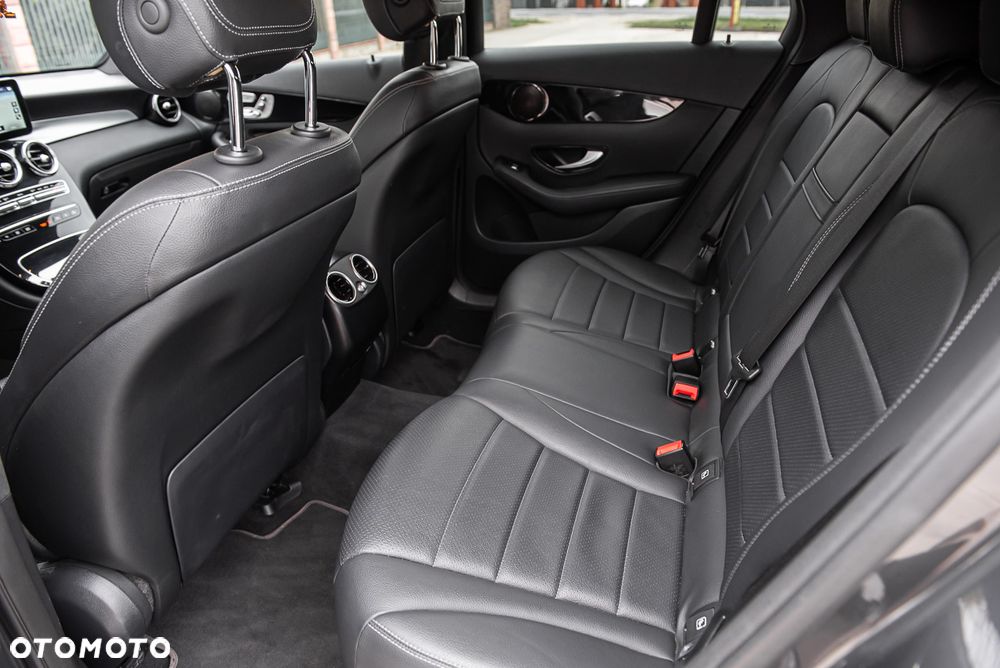 Mercedes-Benz GLC 200 d 4-Matic Business Edition - 29