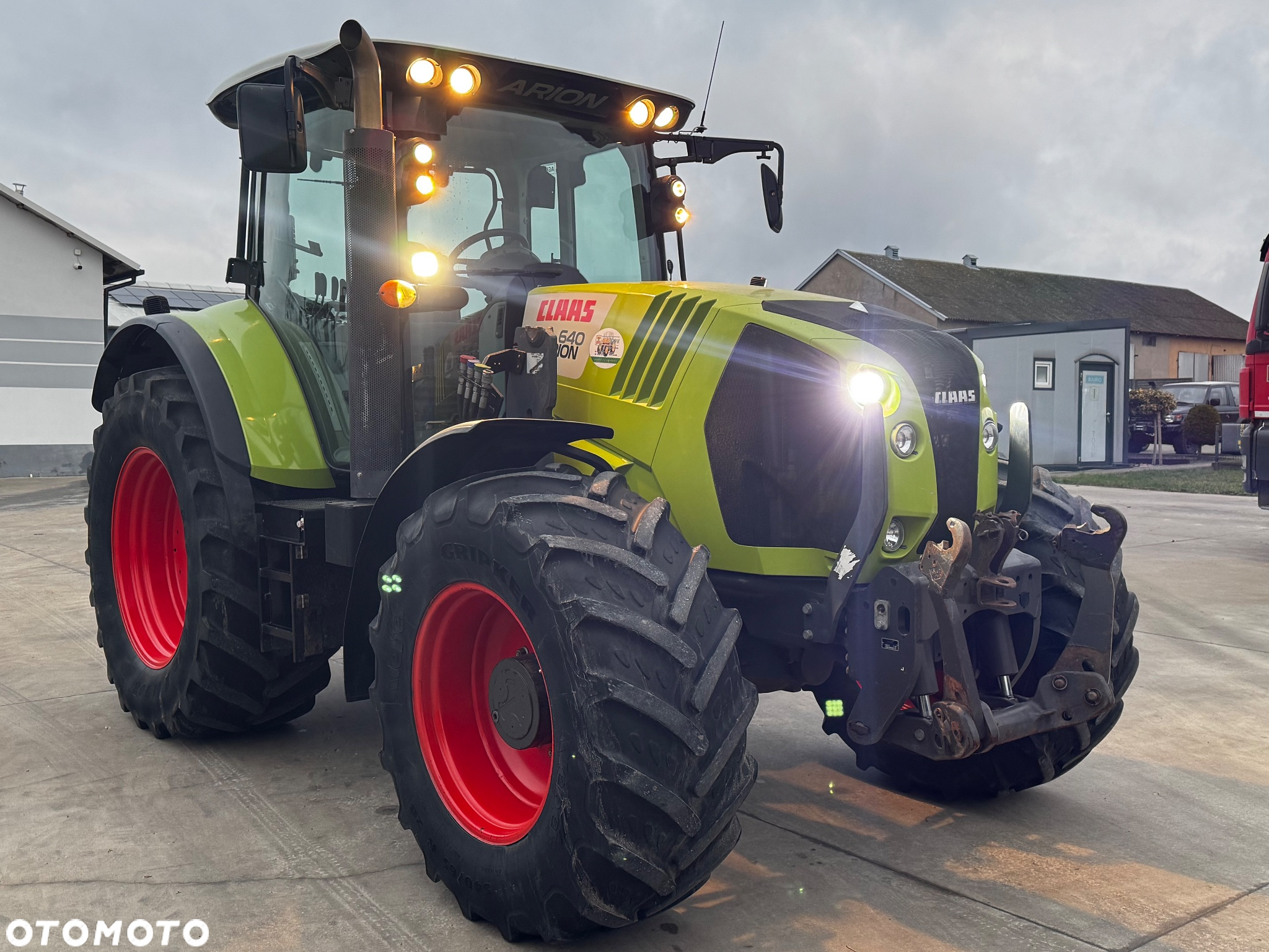 Claas Arion 640 - 17