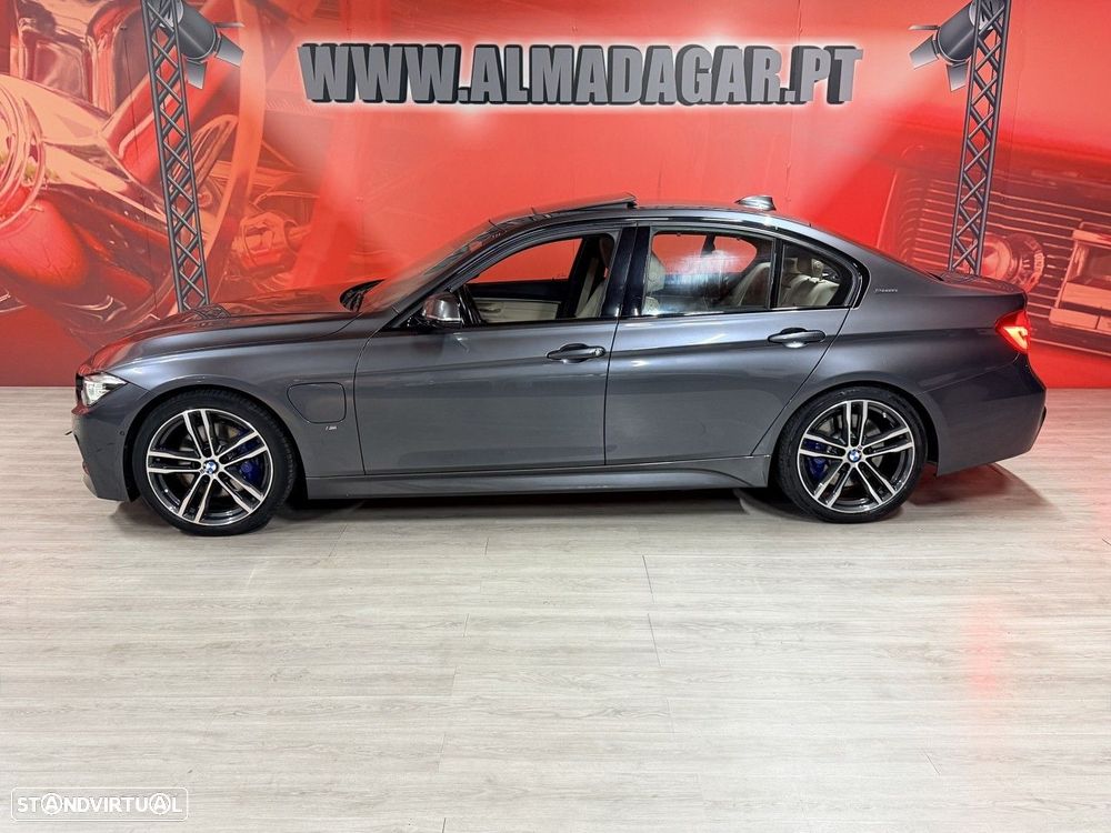 BMW 330 e iPerformance Pack M - 2