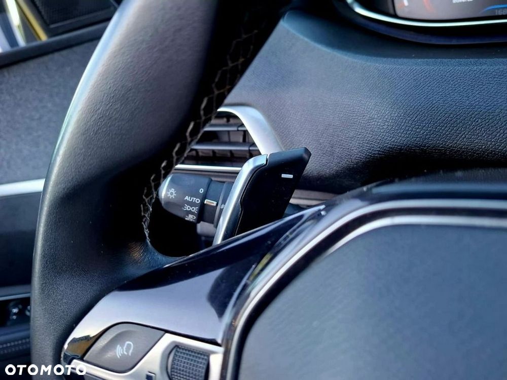 Peugeot 5008 BlueHDi 130 EAT8 Allure - 27