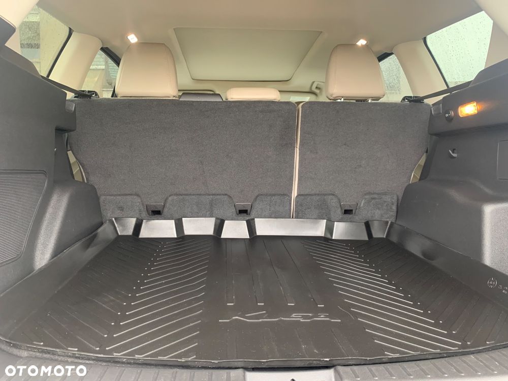 Ford Escape 2.0 EcoBoost AWD Titanium - 30