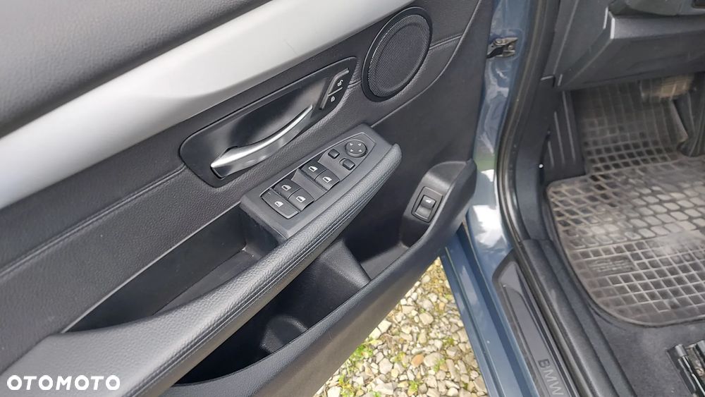 BMW Seria 2 218d Active Tourer - 10
