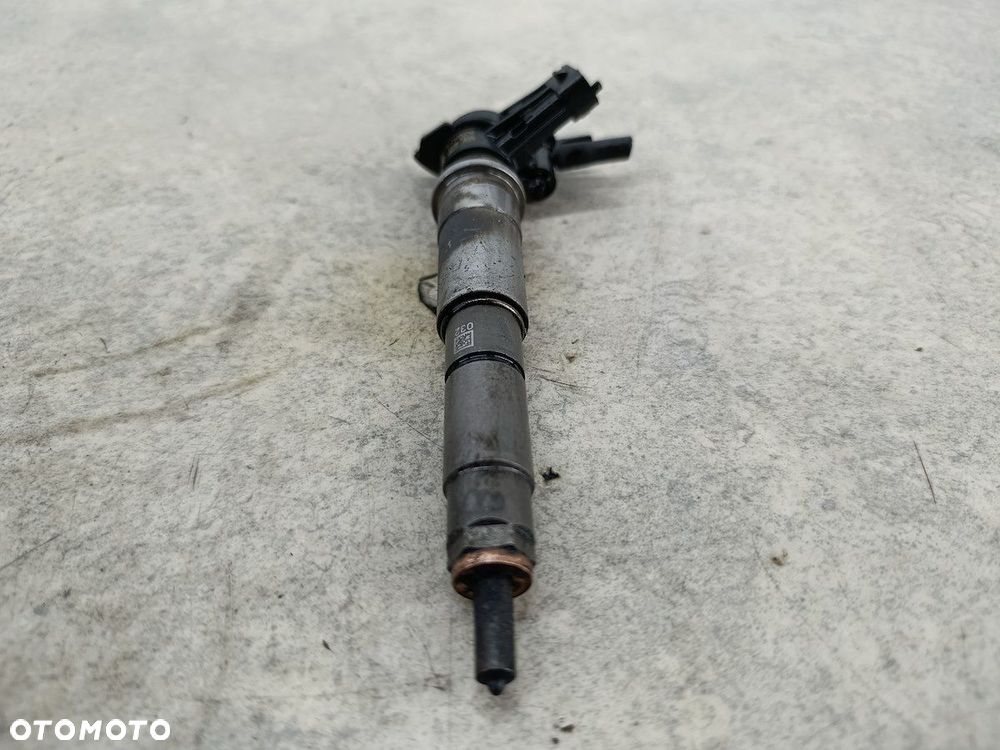 WTRYSKIWACZ RENAULT LAGUNA III 2409398 0445115007  BOSCH 2.0 DCI - 5