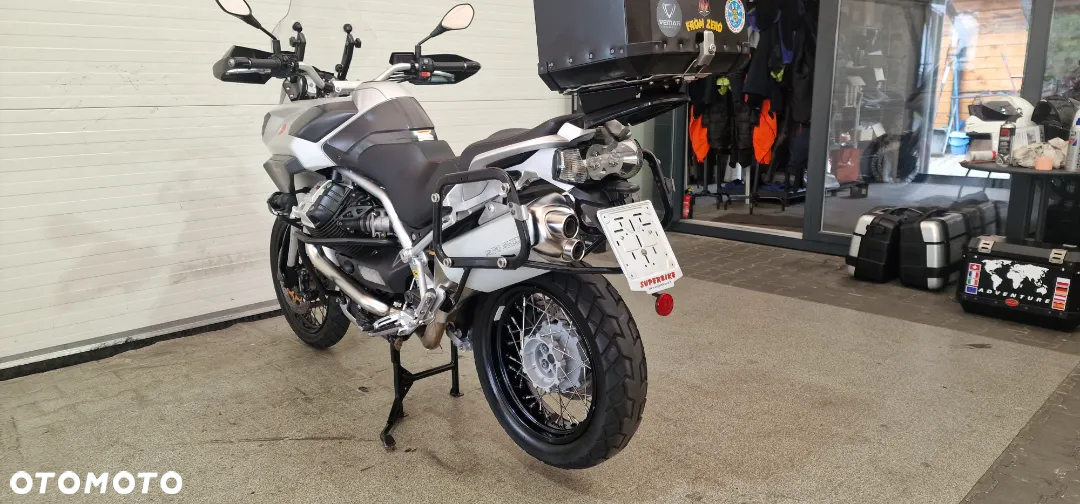 Moto Guzzi Stelvio - 21