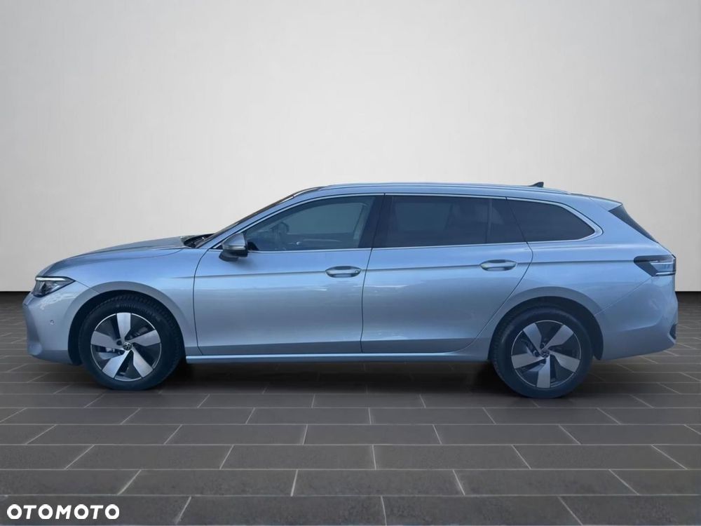 Volkswagen Passat - 5