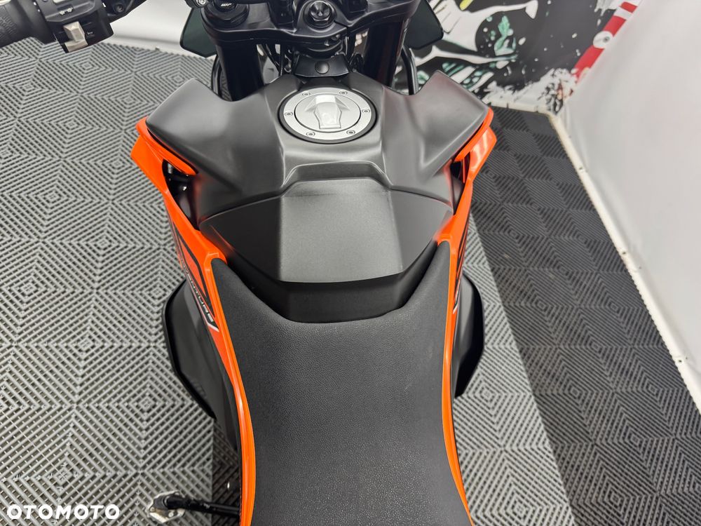 KTM Adventure - 22