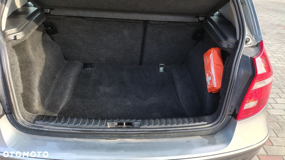 BMW Seria 1 118d DPF - 10