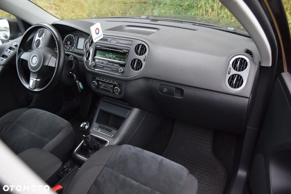 Volkswagen Tiguan 1.4 TSI BlueMotion Technology Lounge Sport & Style - 14