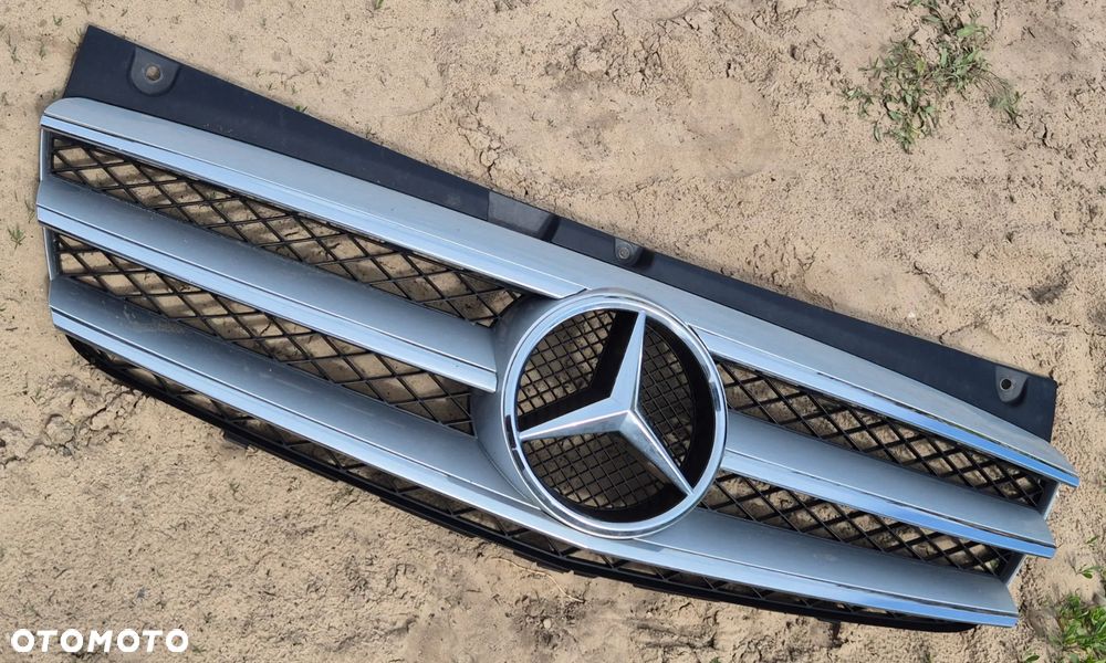 Grill Atrapa Znaczek Przód Przedni Mercedes Vito Viano 639 Lift Chrom - 1