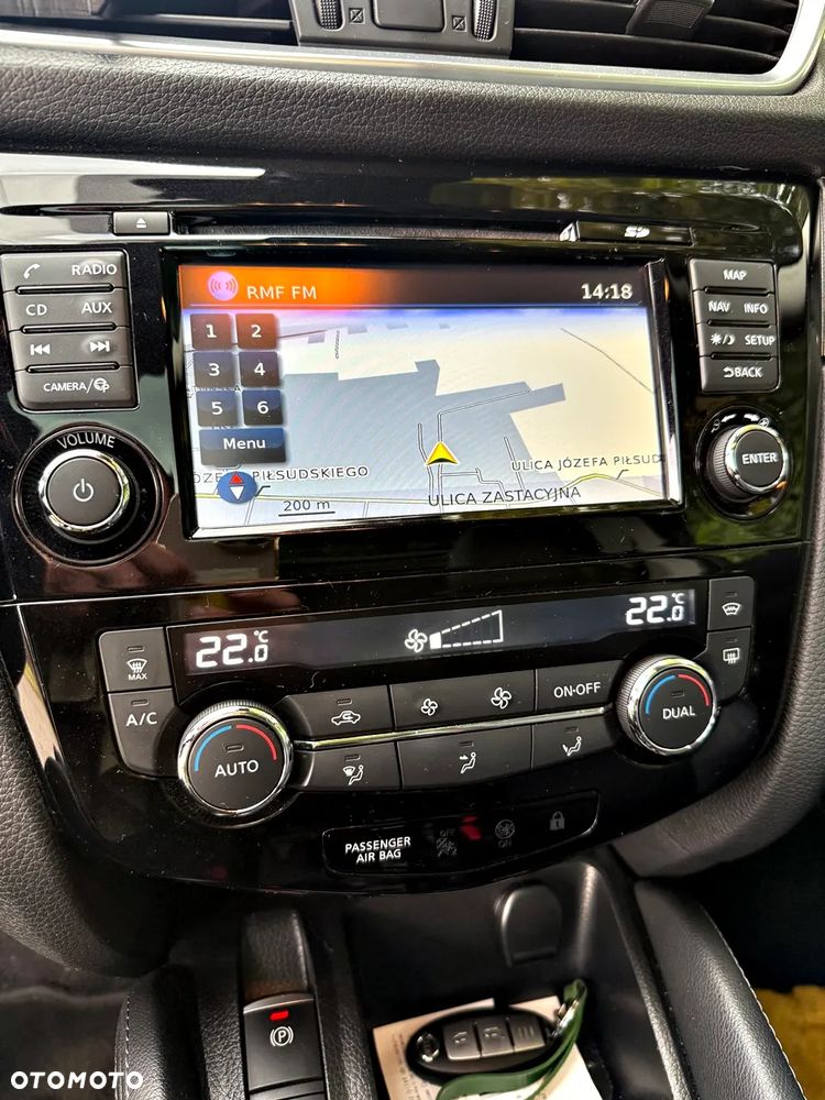 Nissan Qashqai 1.6 DCi Tekna EU6 - 14