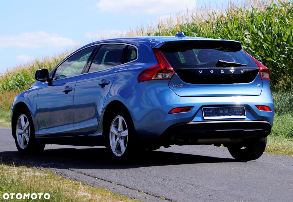 Volvo V40 - 10