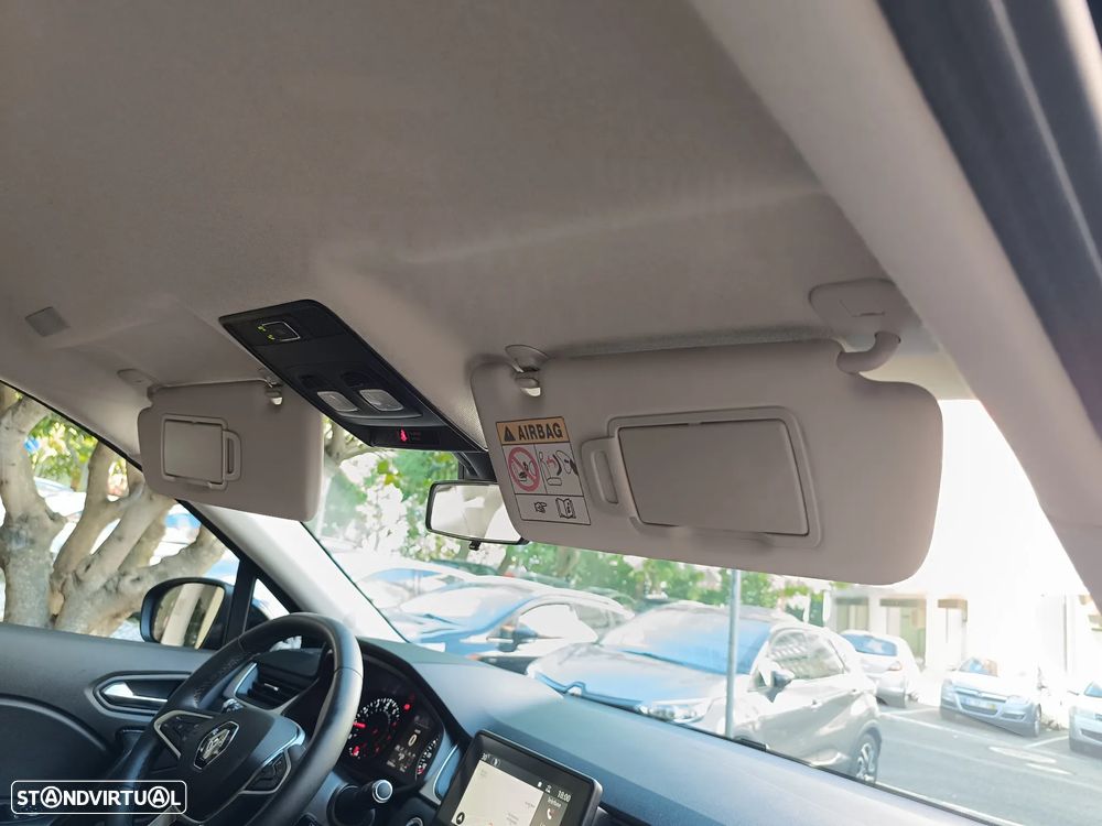Renault Captur 1.3 TCe Intens EDC - 28