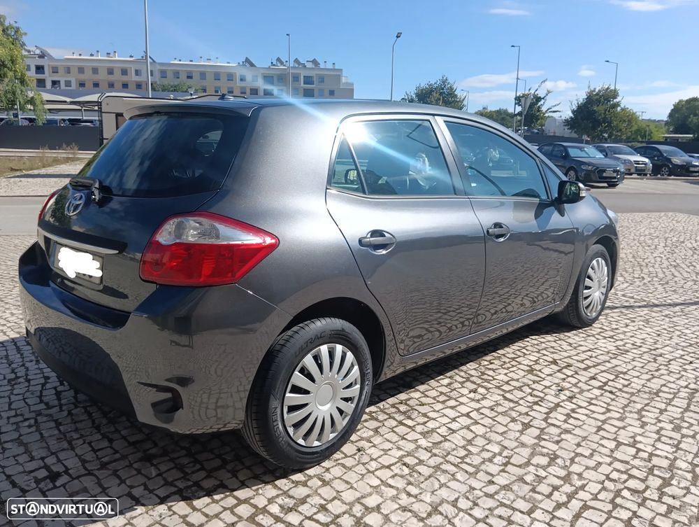 Toyota Auris 1.33 VVT-i - 16