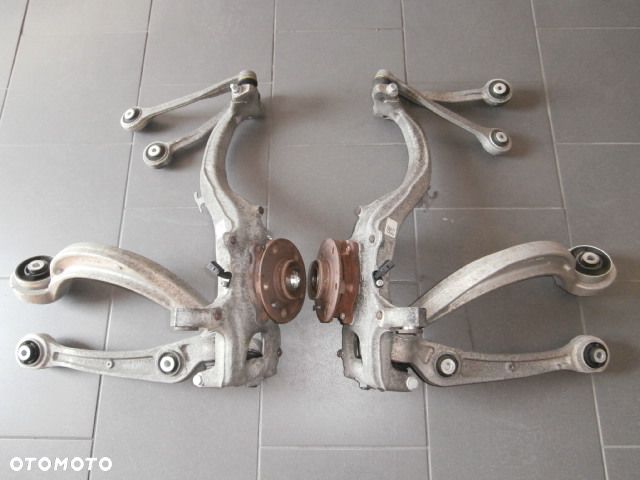 ZWROTNICA PIASTA WAHACZE 4G0407242C 4G0407241C PRAWA LEWA AUDI A6 C7 A7 A4 B8 LIFTQ5 - 1