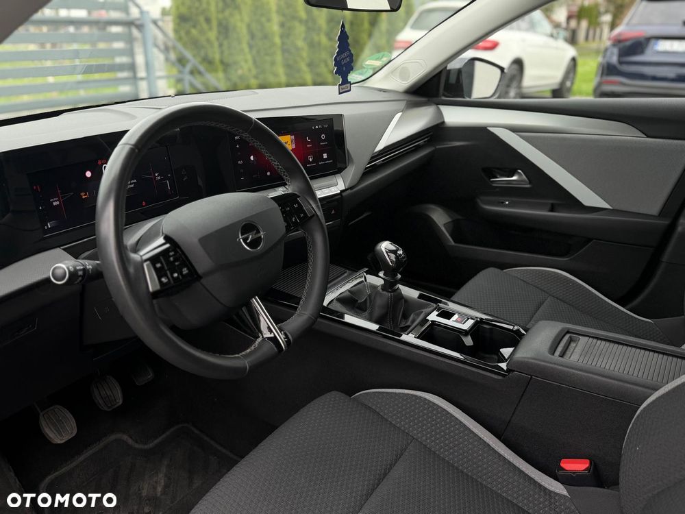 Opel Astra 1.2 Turbo Edition - 14