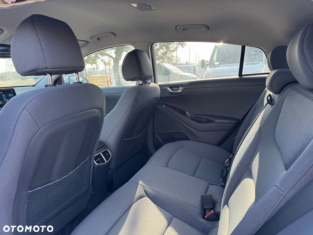 Hyundai IONIQ Premium - 8