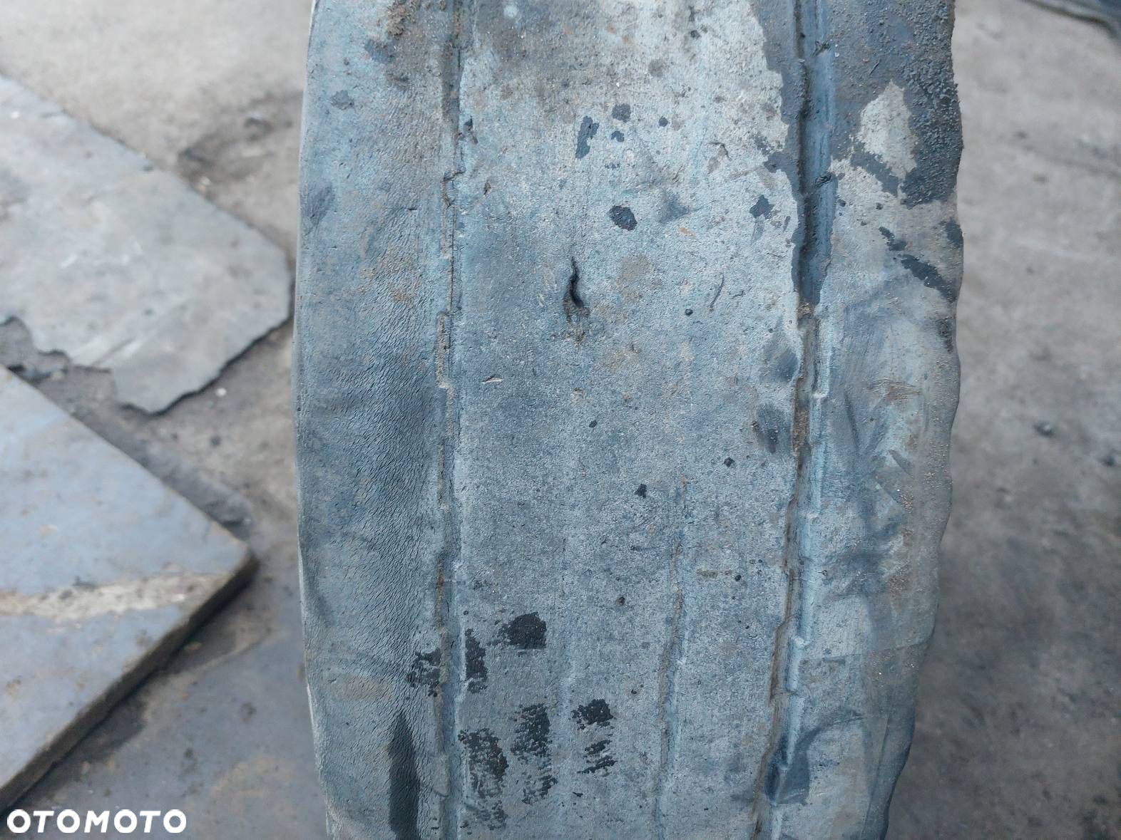 KOŁO OPONA + FELGA ISUZU NQR70LL 235/75 r17.5 17.5x6.00 - 7