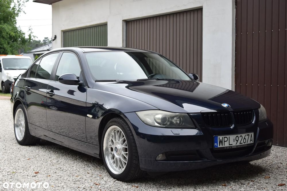 BMW Seria 3 318i - 9