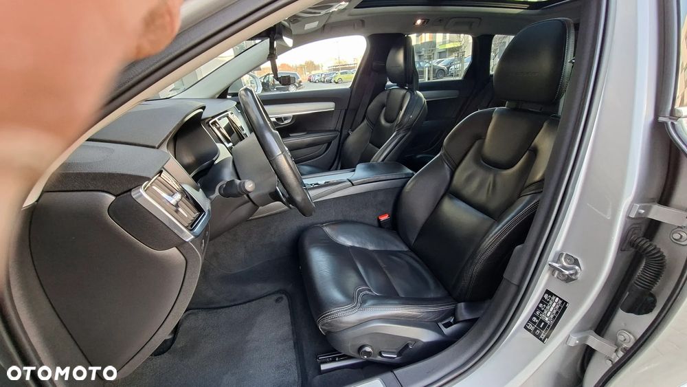 Volvo V90 D4 Inscription - 14