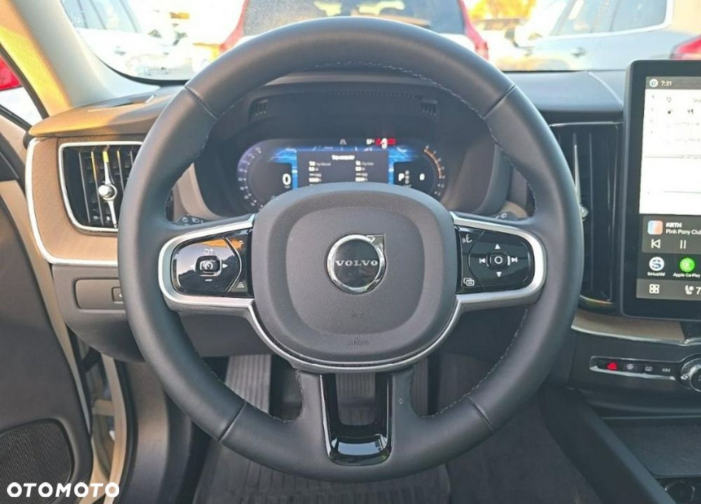 Volvo XC 60 B5 AWD Plus Dark - 7
