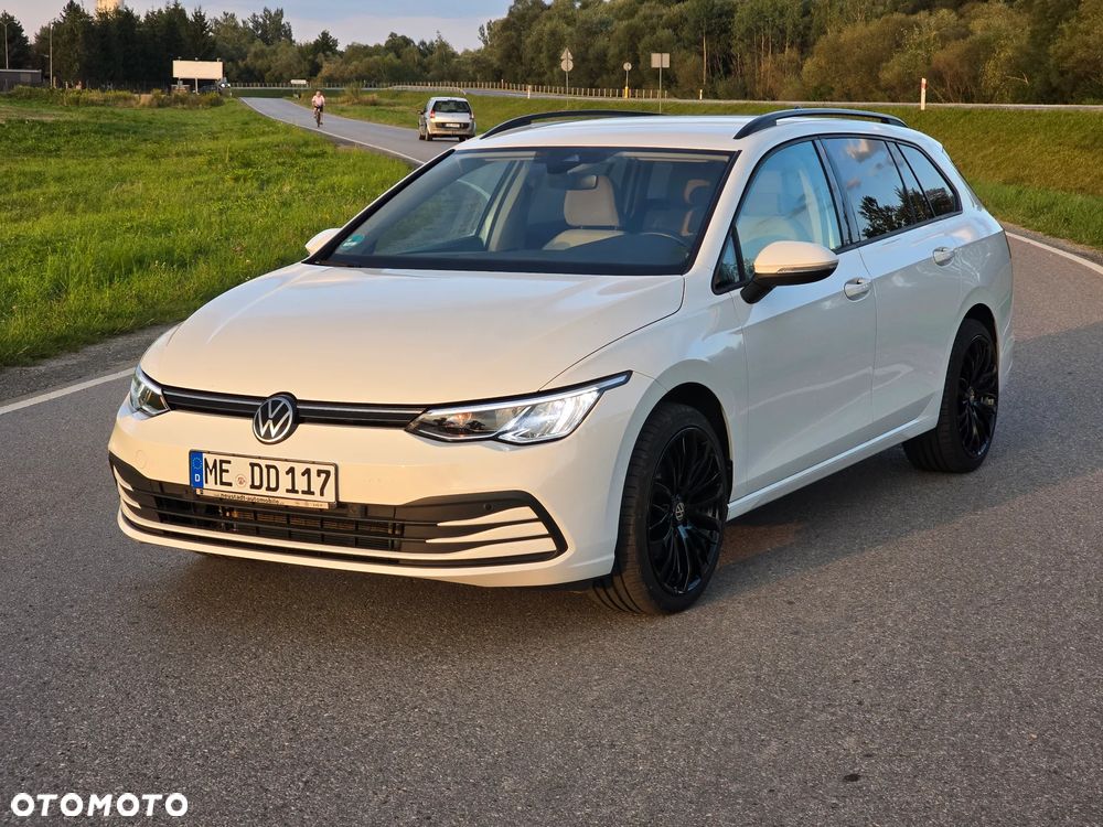 Volkswagen Golf - 3