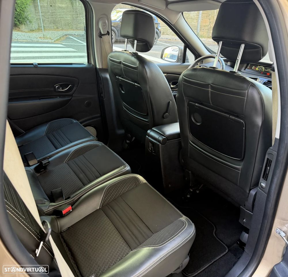 Renault Grand Scénic 1.5 dCi Bose Edition SS - 24