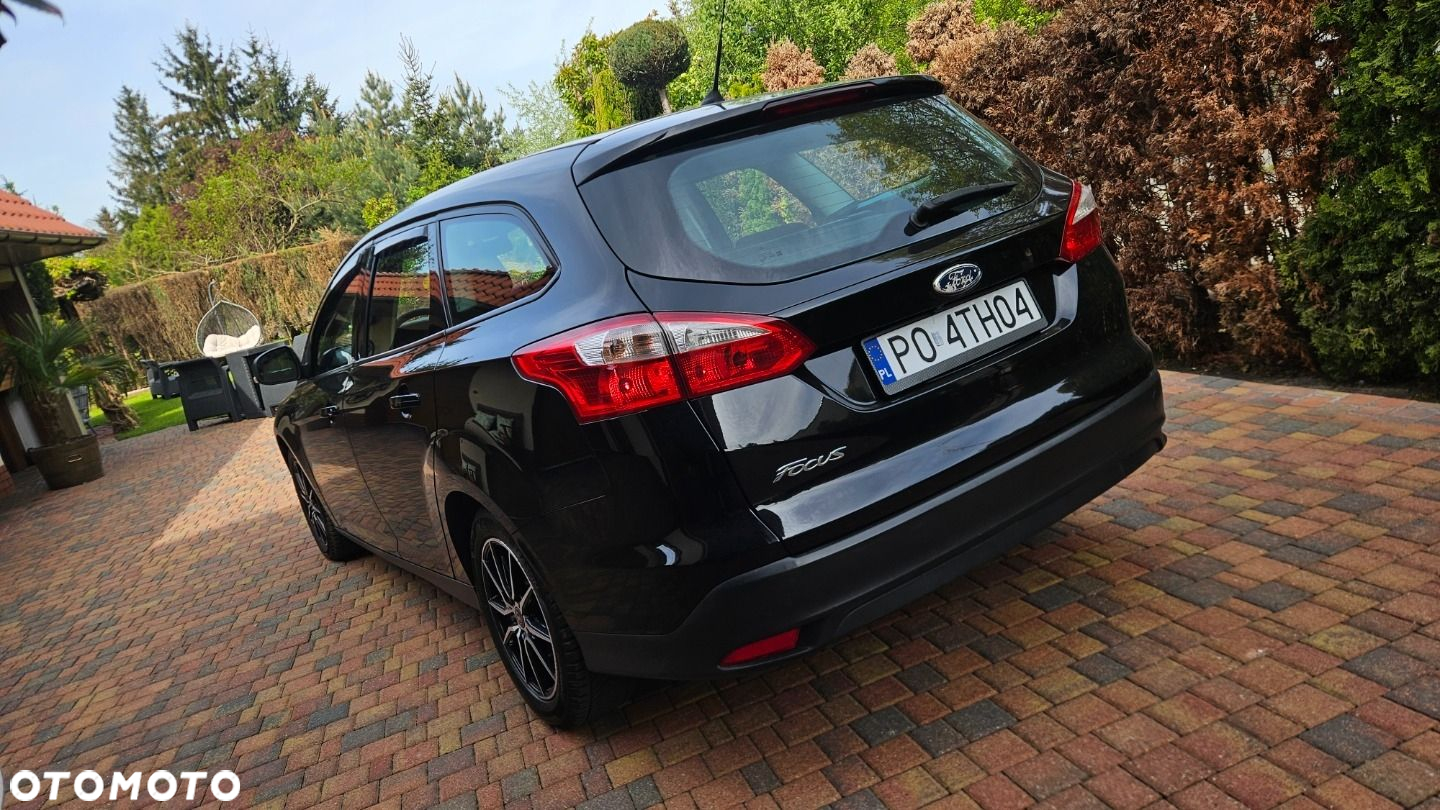 Ford Focus Turnier 1.6 TDCi DPF Start-Stopp-System Ambiente - 6