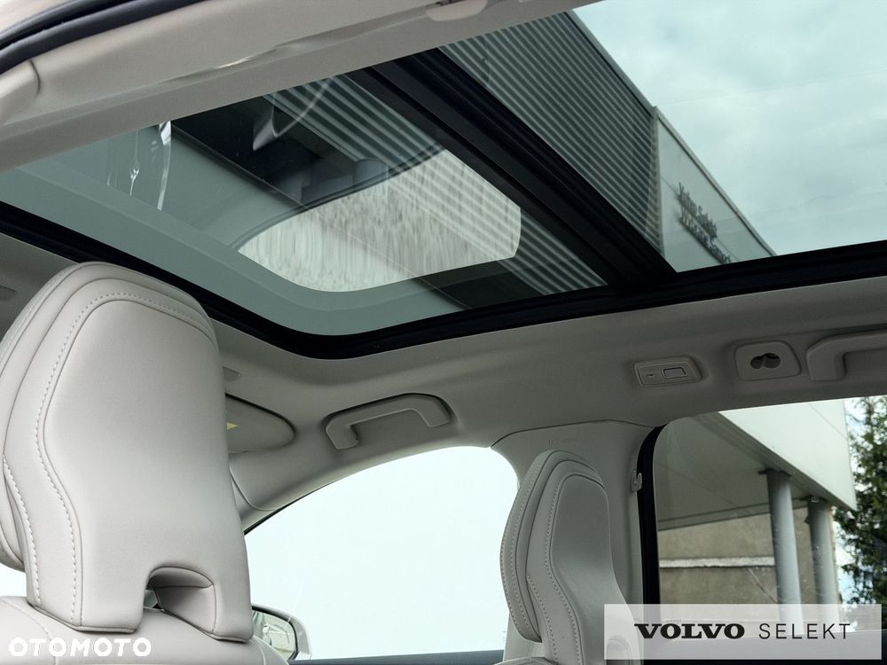 Volvo V60 Cross Country - 18