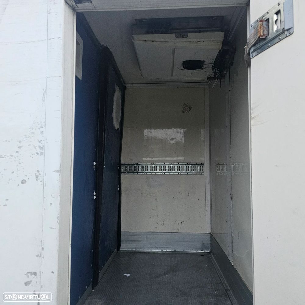 Iveco Daily FRIGORÍFICA - 4