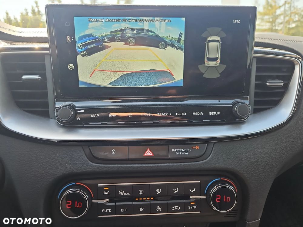Kia Ceed 1.5 T-GDI Tribute DCT - 14
