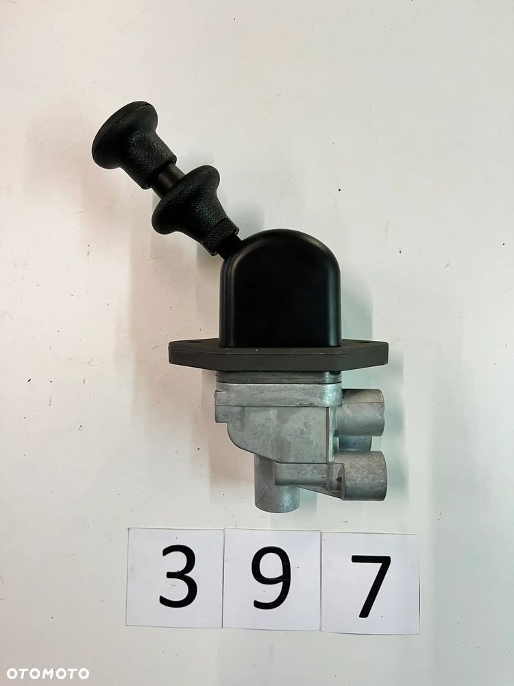 Zawór hamulcowy, hamulec pomocniczy, manetka, dźwignia hamulca ręcznego Mercedes K038804N00 - 1