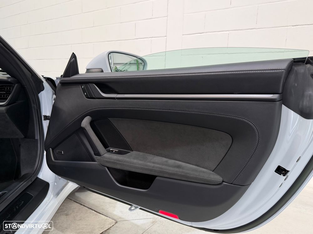 Porsche 911 (992) Targa 4 GTS PDK - 45